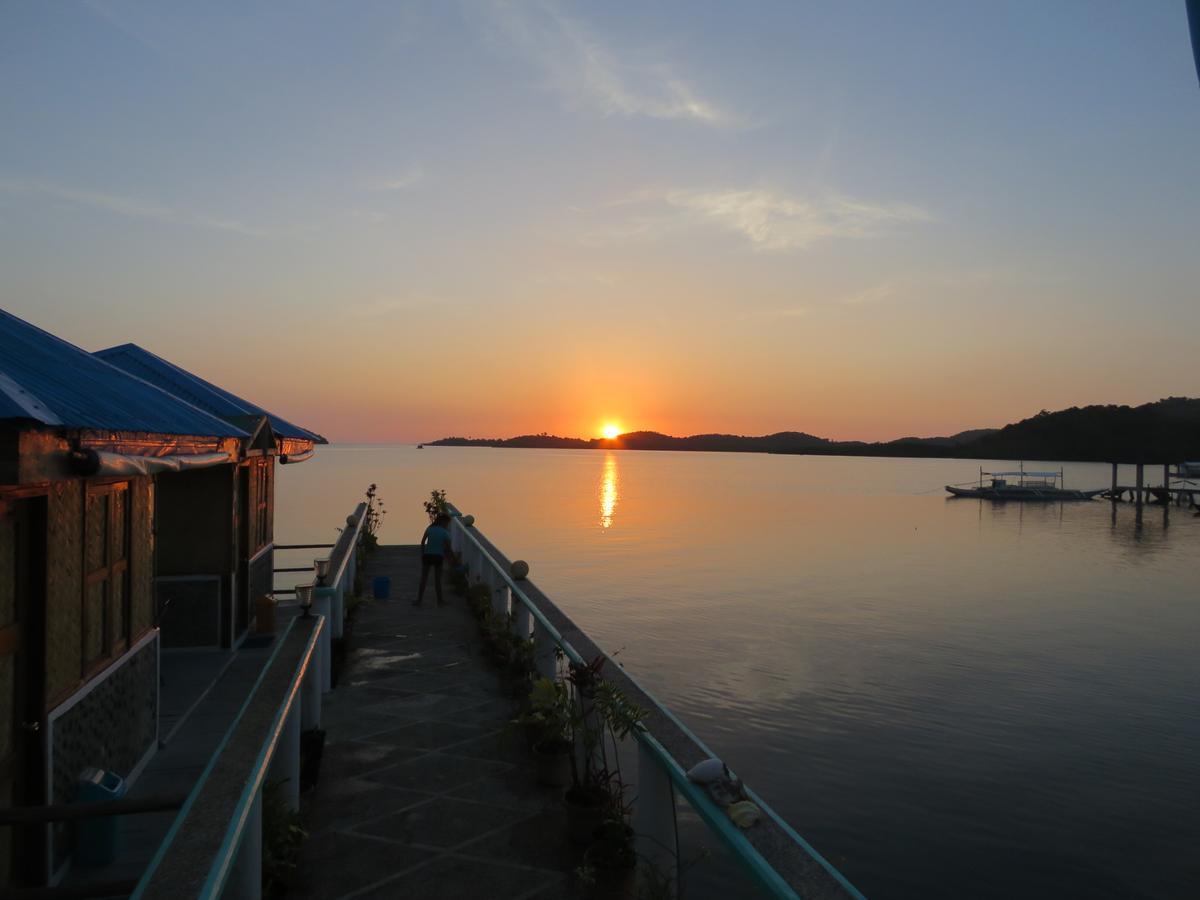 Bella Louise Lodging House Bar And Resto Busuanga Exterior photo