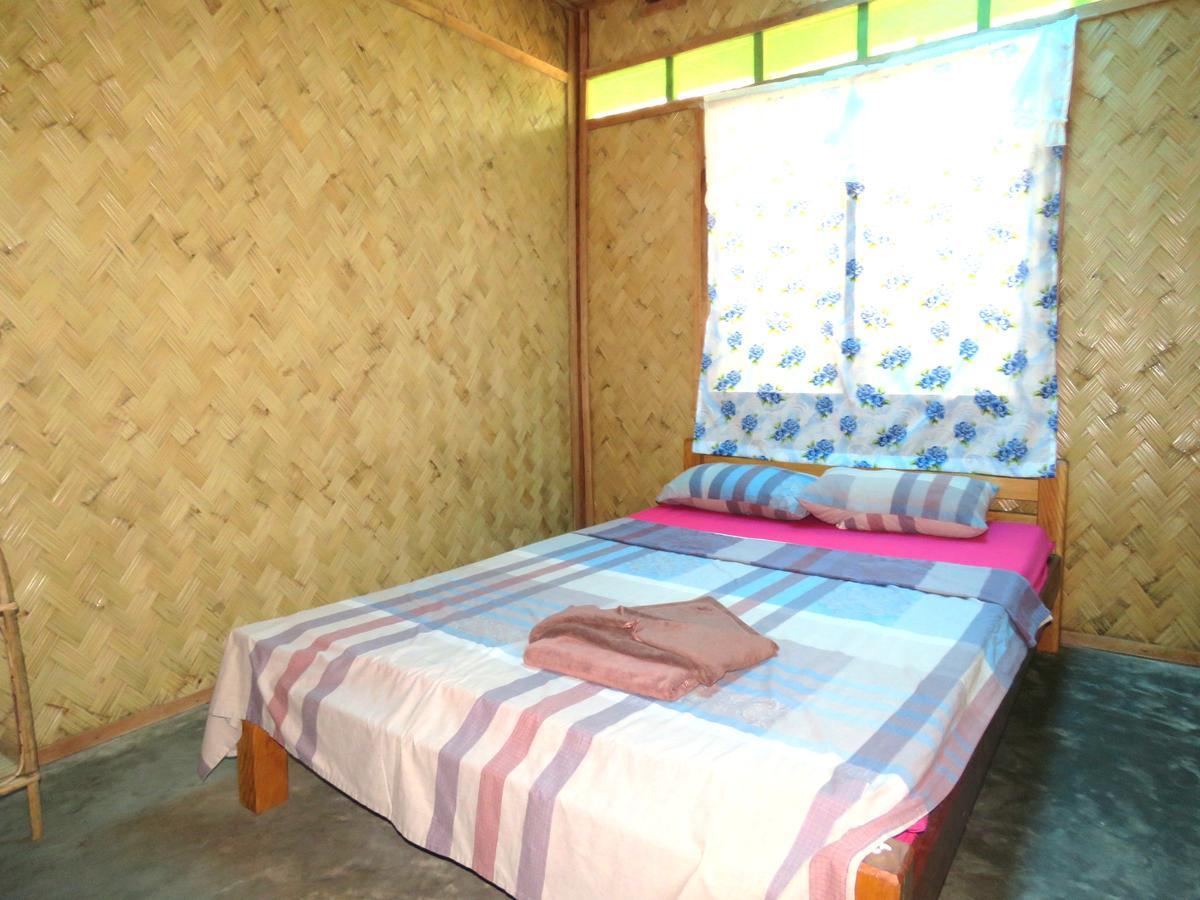 Bella Louise Lodging House Bar And Resto Busuanga Exterior photo