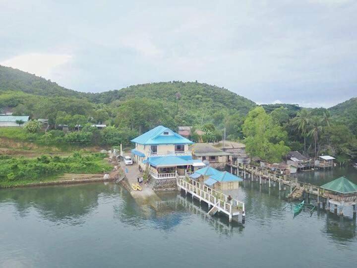 Bella Louise Lodging House Bar And Resto Busuanga Exterior photo